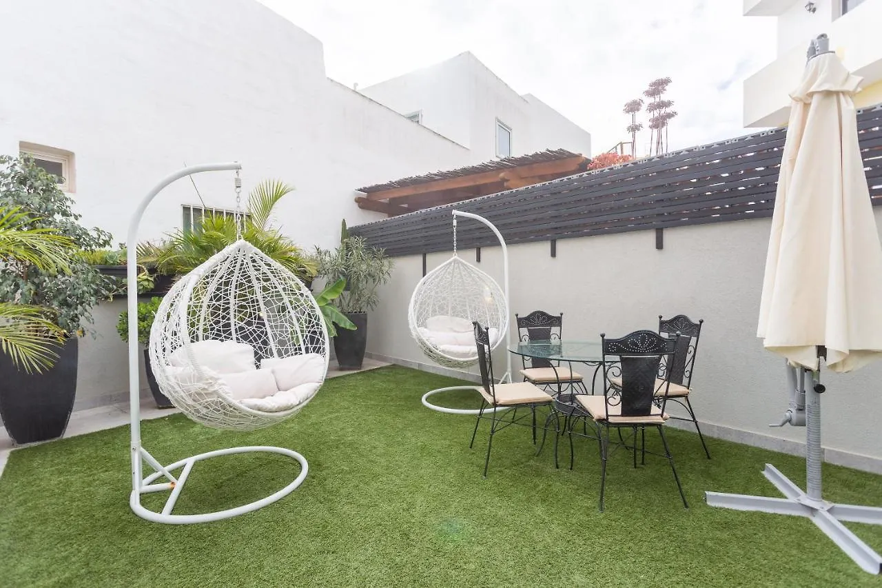 Modern 3 Bedroom Duplex Adeje City Center Wifi Costa Adeje  Casa vacanze Costa Adeje (Tenerife)